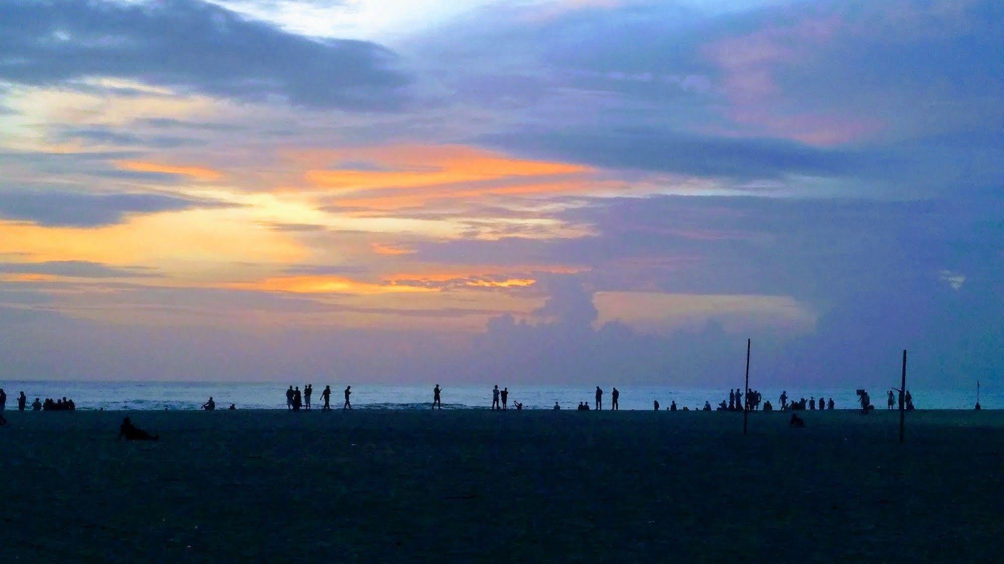 Alappuzha Baywatch Beach Resort מראה חיצוני תמונה