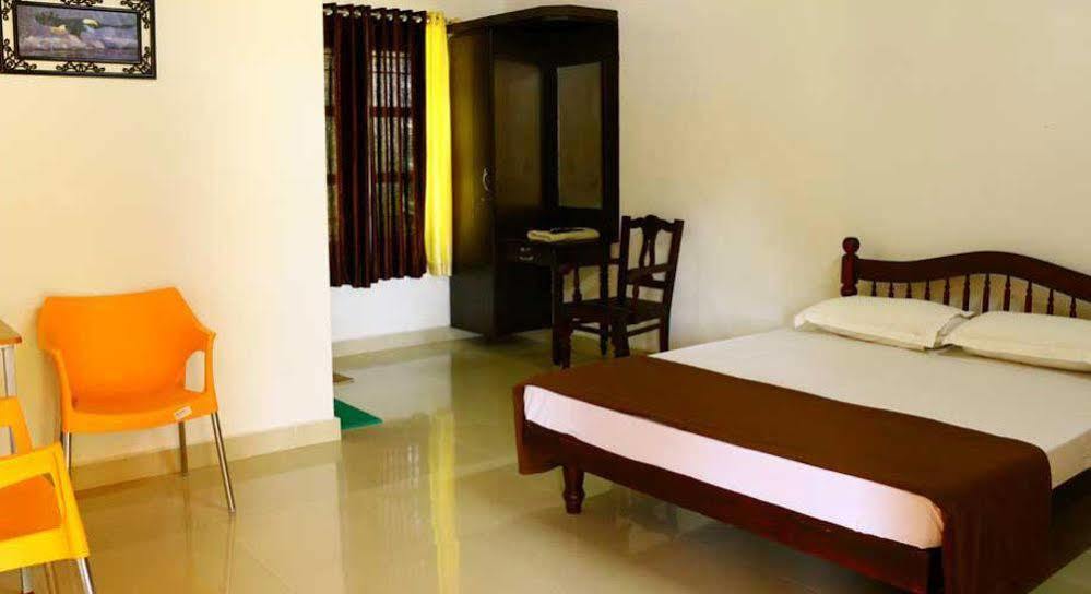 Alappuzha Baywatch Beach Resort מראה חיצוני תמונה